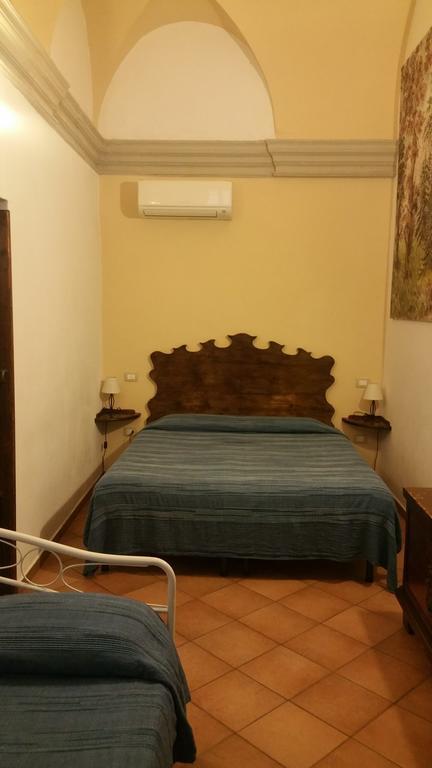 Palazzo Camozzini Apartments فيرونا الغرفة الصورة